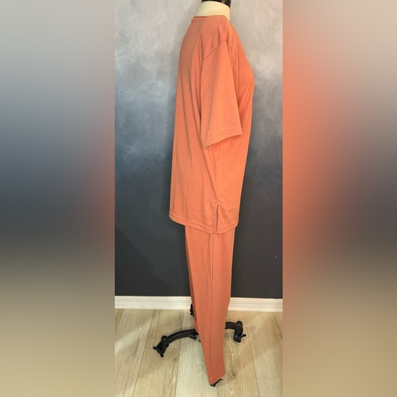 Vintage Lacy Afternoon Lounge Set by Shell Kepler
✨ Ships Fast Smoke-Free Home ✨ - Picture 6 of 13